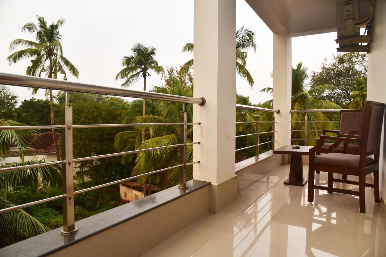 Candolim Grande Resort Exterior foto