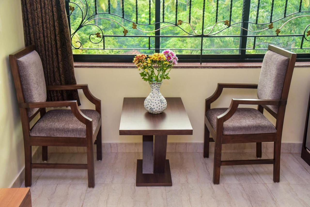 Candolim Grande Resort Exterior foto