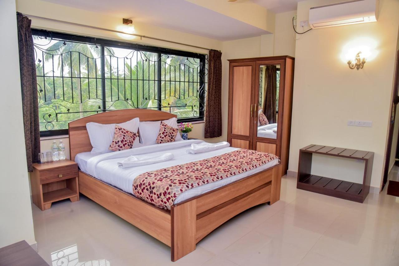 Candolim Grande Resort Exterior foto