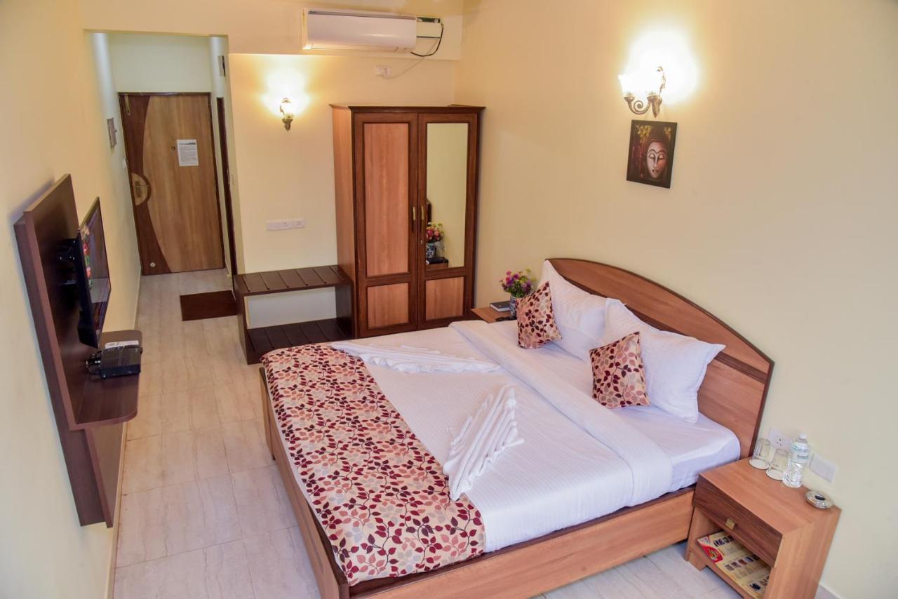 Candolim Grande Resort Exterior foto