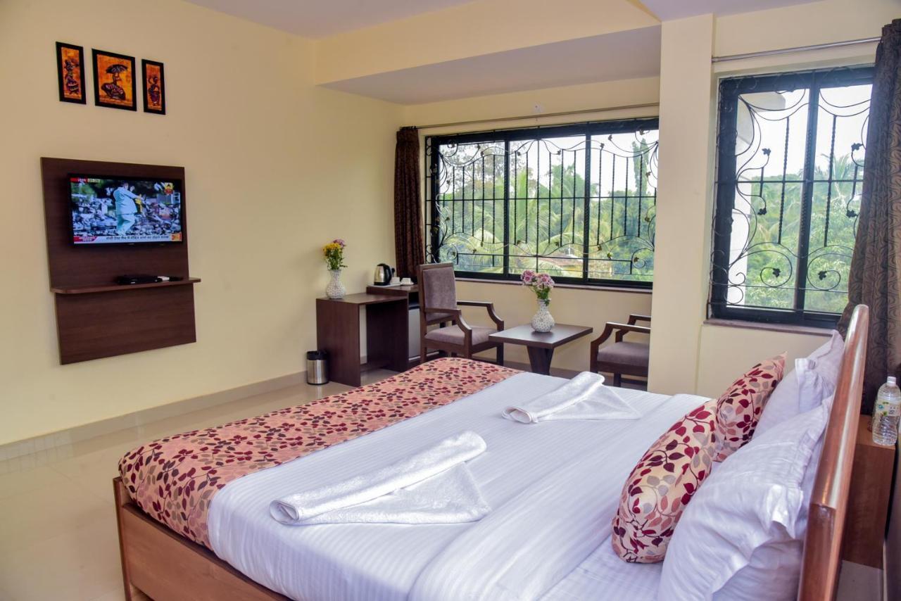 Candolim Grande Resort Exterior foto